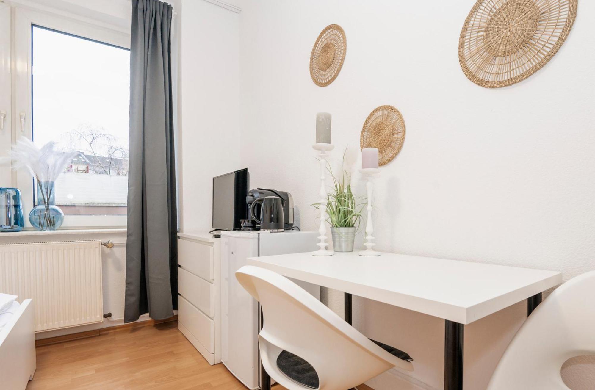 Kurzzeitglueck 24H Self Check-In E02 Apartamento Essen Exterior foto